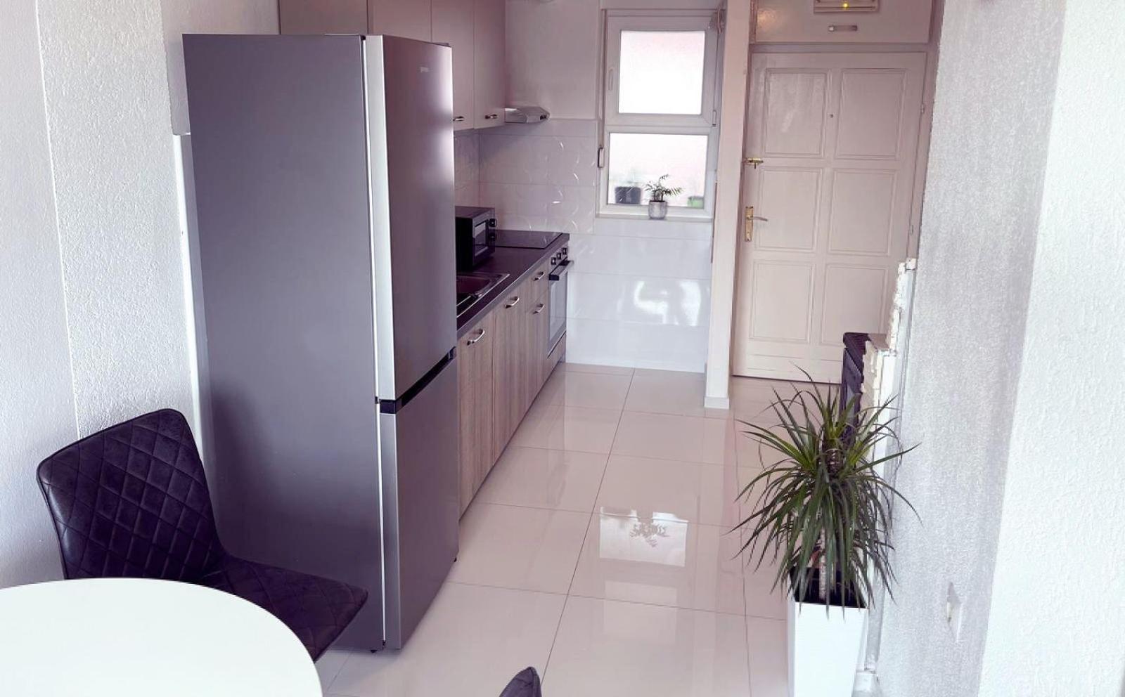 Apartman Moon Ζαντάρ Εξωτερικό φωτογραφία